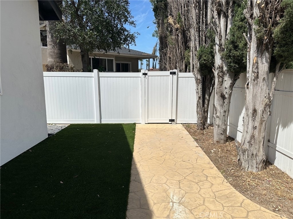 7532 Sausalito - Photo 10