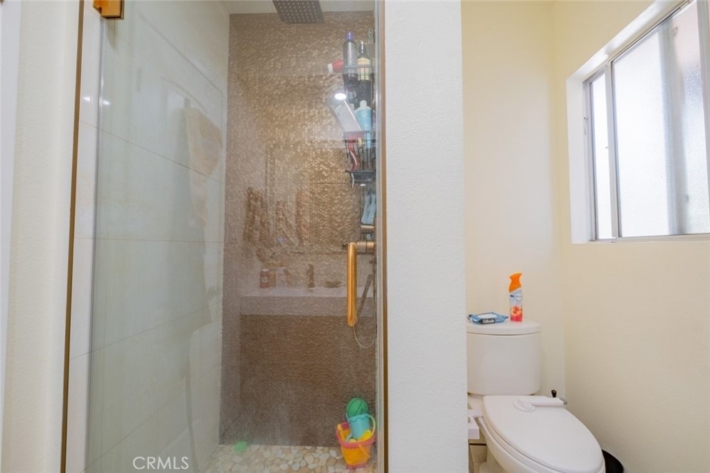 4487 Colbath Avenue - Photo 17