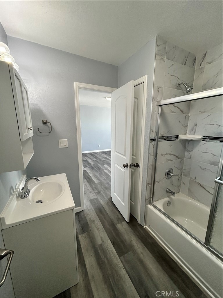 6517 1/2 Avalon Boulevard - Photo 9