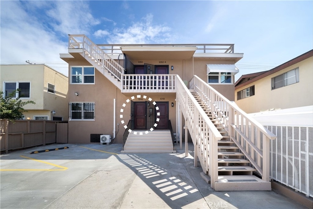 1048 Cedar - Photo 0