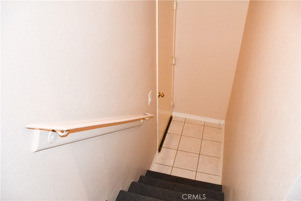 2337 E Skyline Drive - Photo 32
