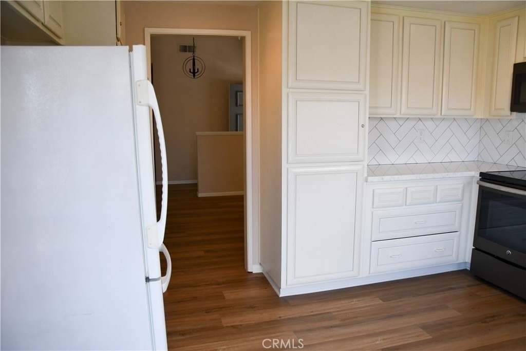 2337 E Skyline Drive - Photo 21