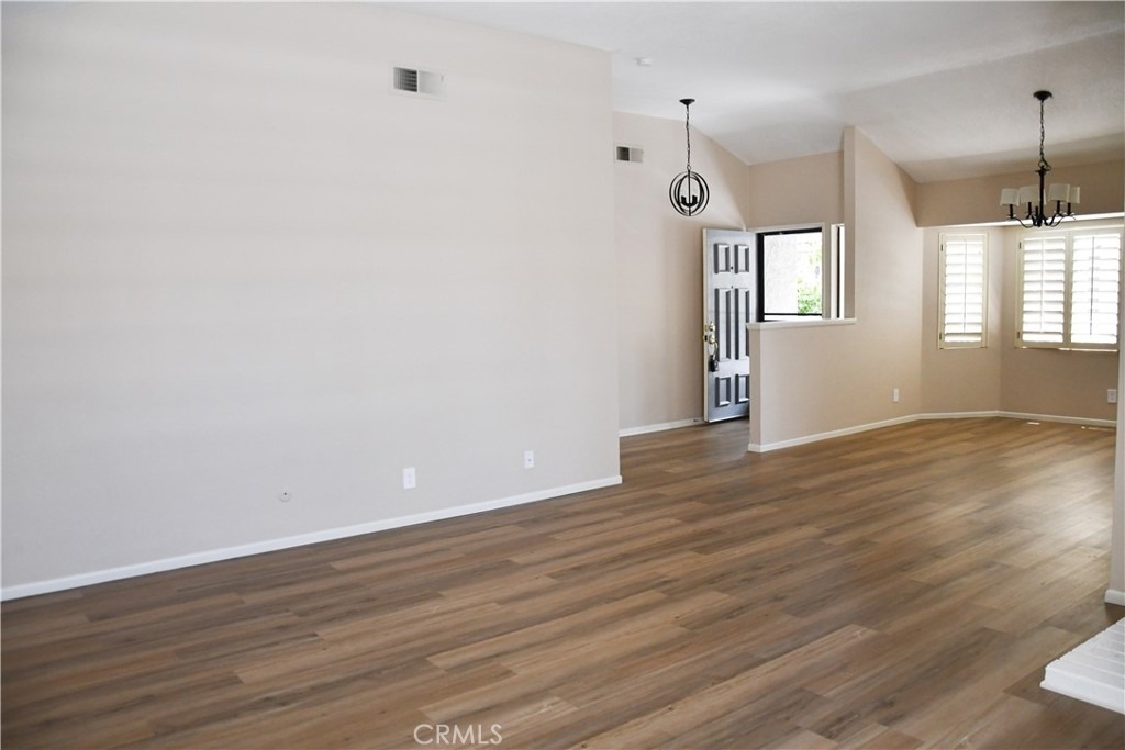 2337 E Skyline Drive - Photo 15
