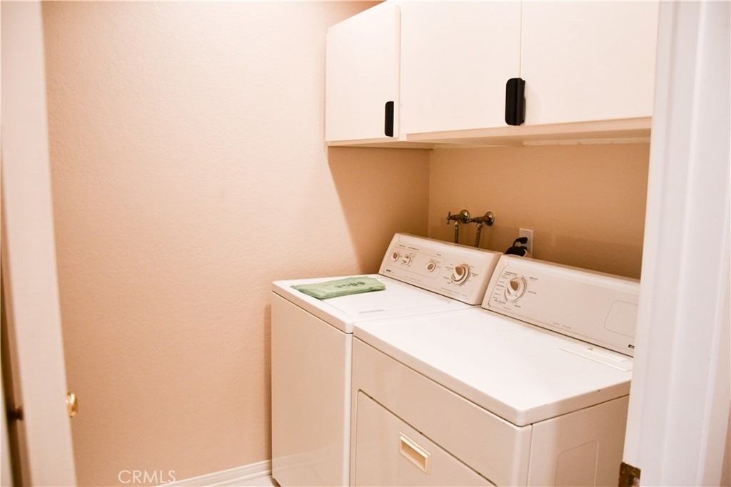 2337 E Skyline Drive - Photo 29