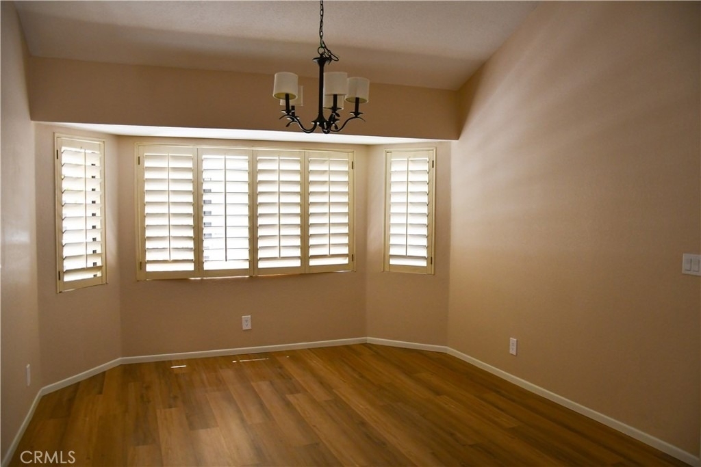 2337 E Skyline Drive - Photo 5