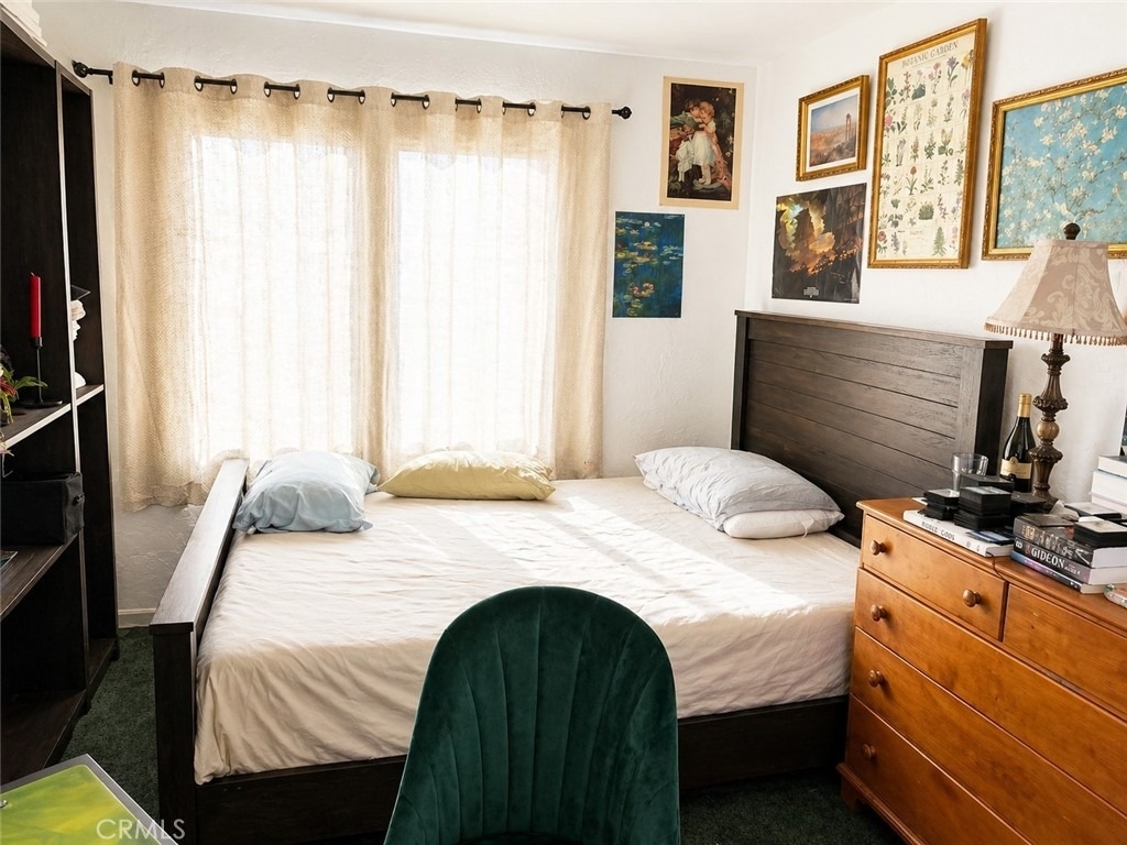 611 W Walnut - Photo 4