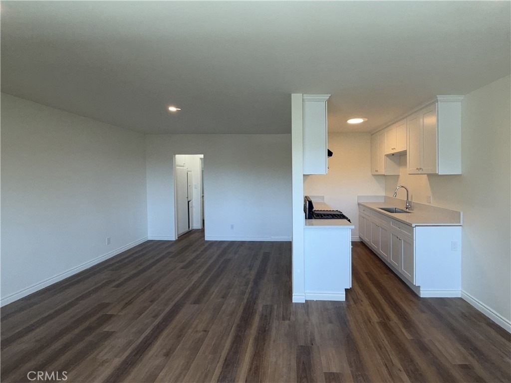 1651 Golden Gate - Photo 6