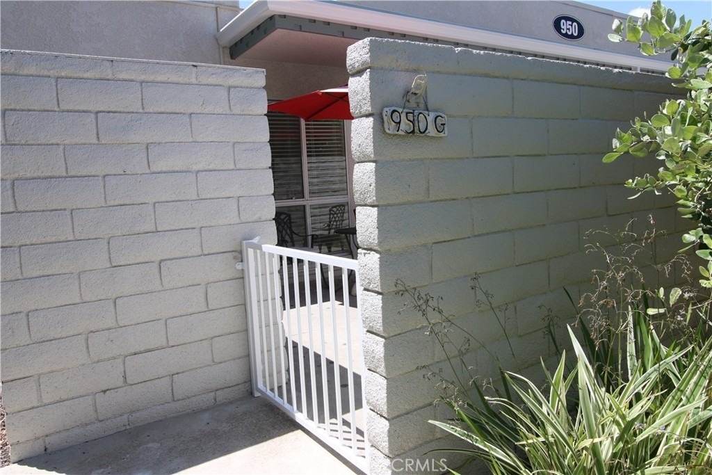 950 Avenida Carmel - Photo 1