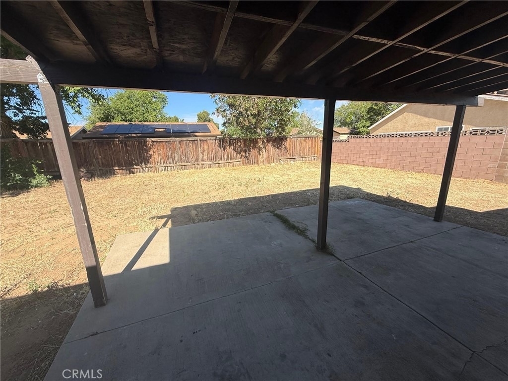 43051 Yew Street - Photo 15