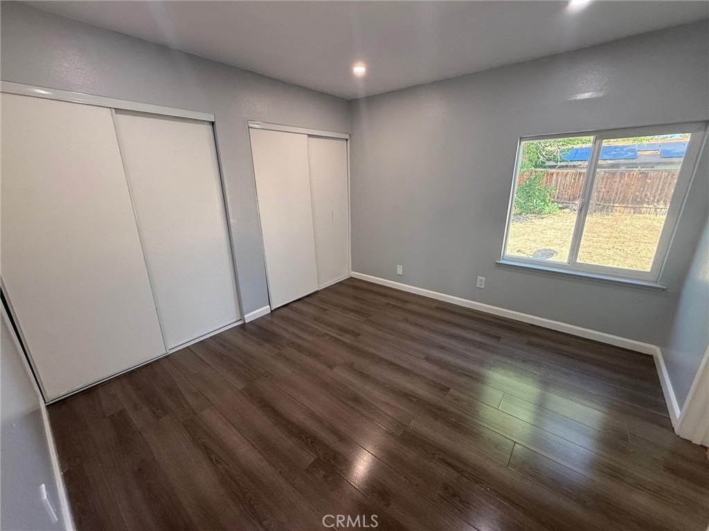 43051 Yew Street - Photo 9
