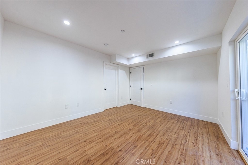 10810 Hesby Street - Photo 6