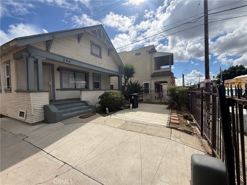 244 W 49th Street - Photo 29