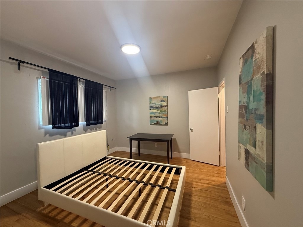 244 W 49th Street - Photo 17