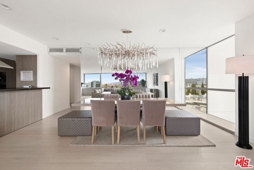 2222 Avenue Of The Stars - Photo 3