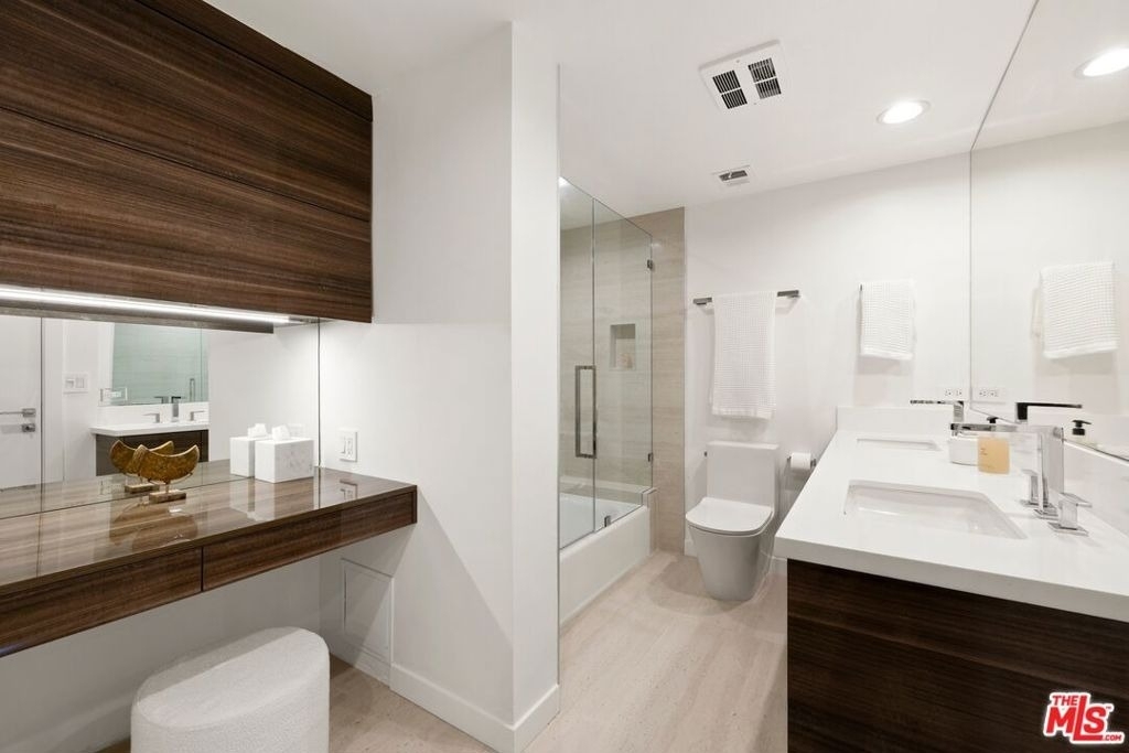 2222 Avenue Of The Stars - Photo 8