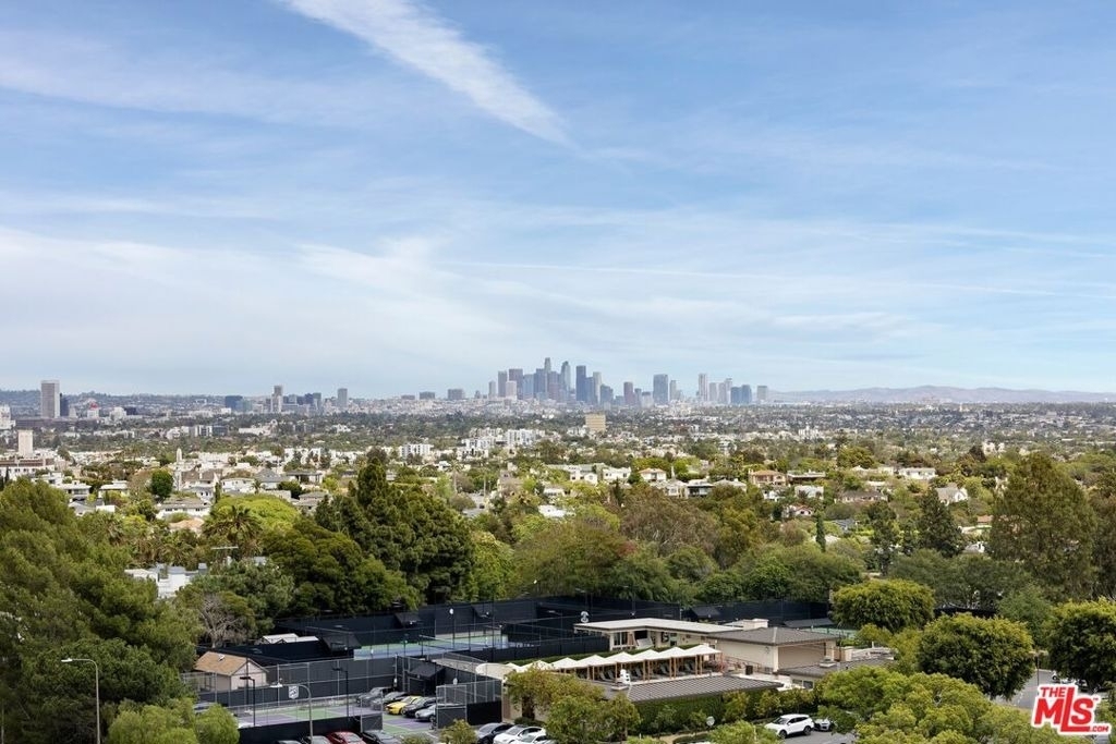 2222 Avenue Of The Stars - Photo 15