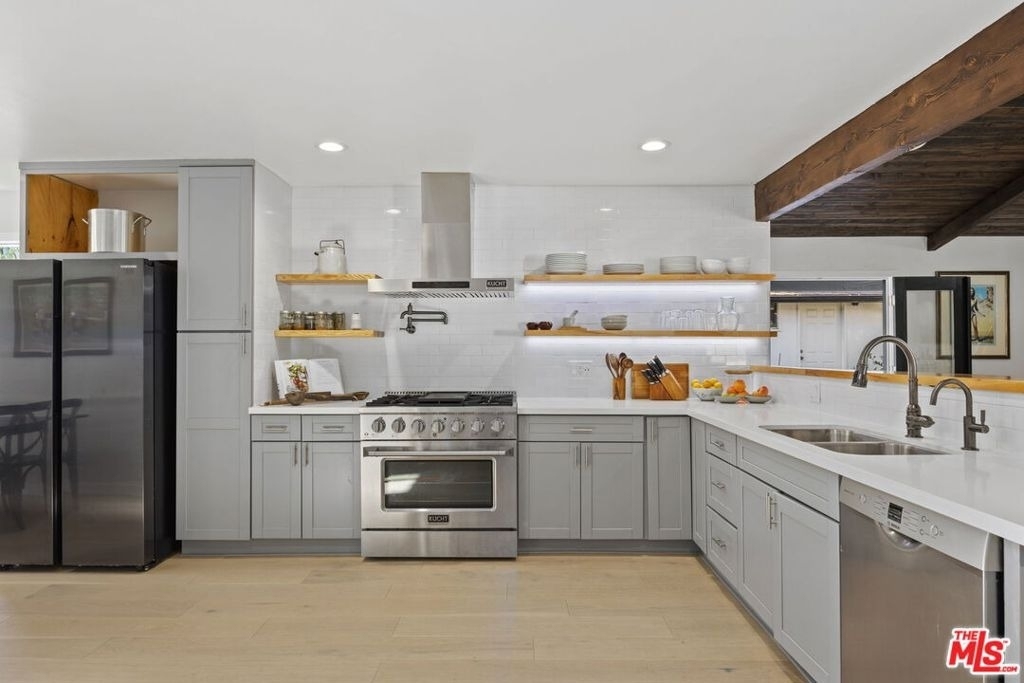 251 N Encinal Avenue - Photo 13