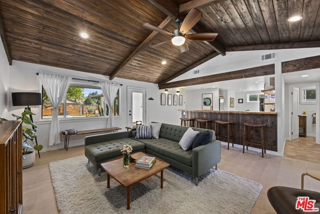 251 N Encinal Avenue - Photo 10