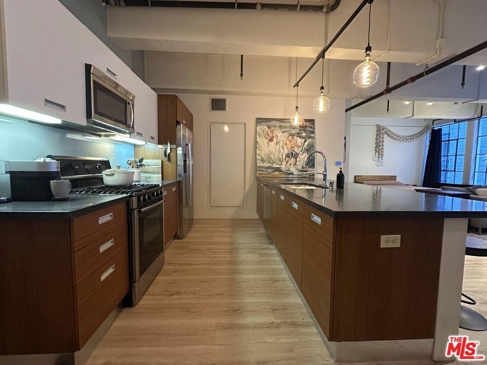 746 S Los Angeles Street - Photo 7