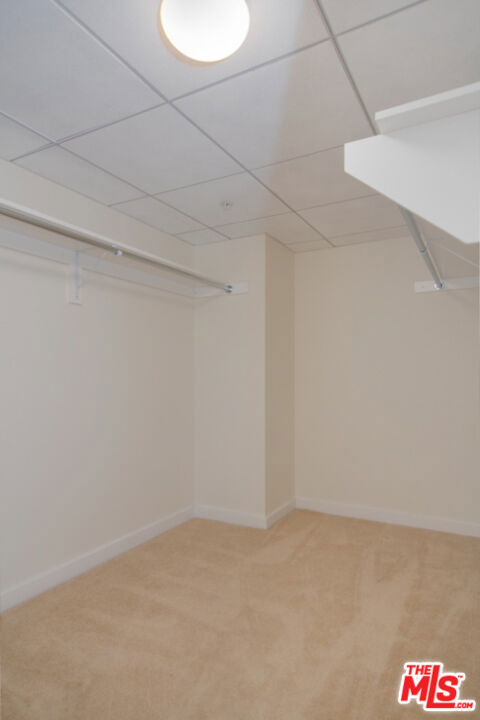 13700 Marina Pointe Drive - Photo 6