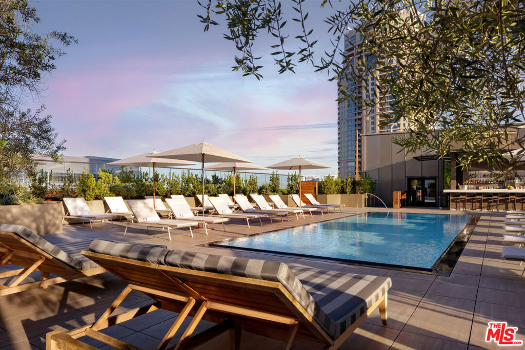 2025 Avenue Of The Stars - Photo 16
