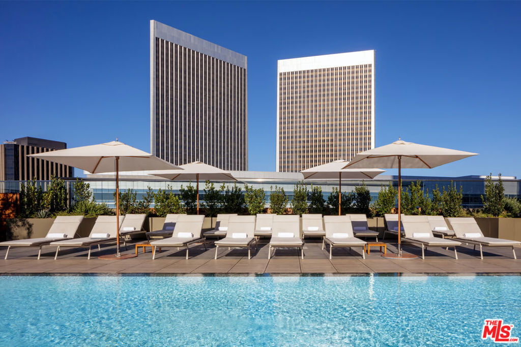 2025 Avenue Of The Stars - Photo 17