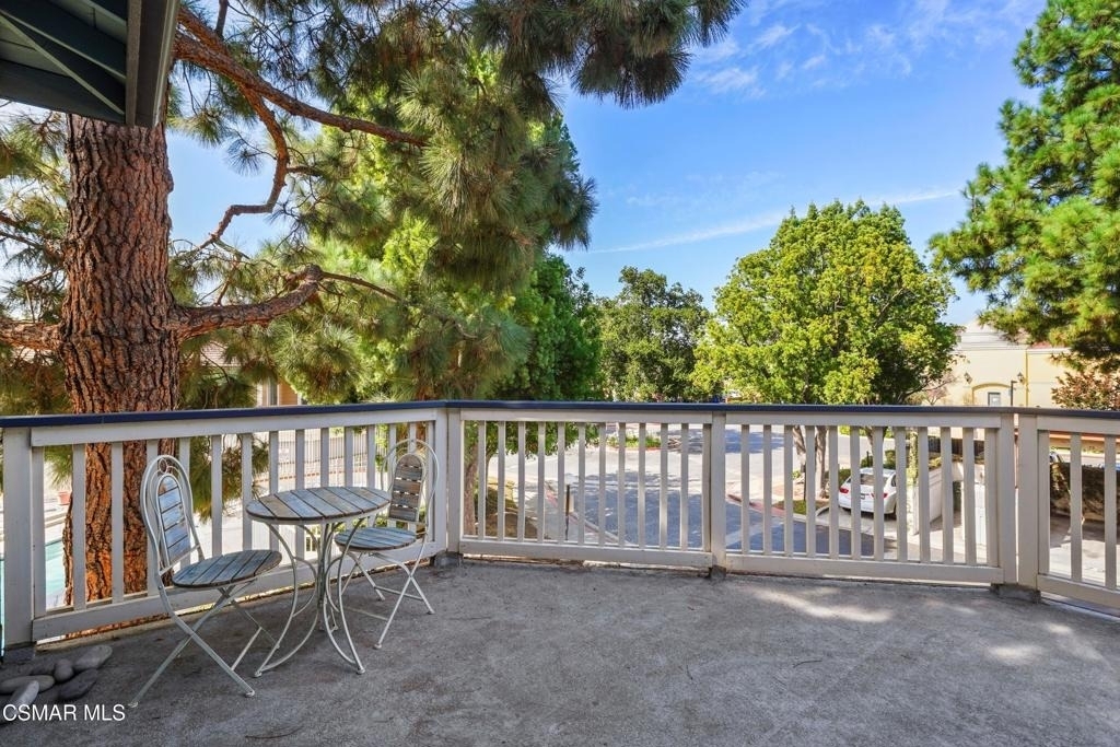 2486 Pleasant Way - Photo 12