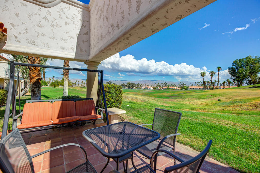709 Vista Lago Circle N - Photo 0