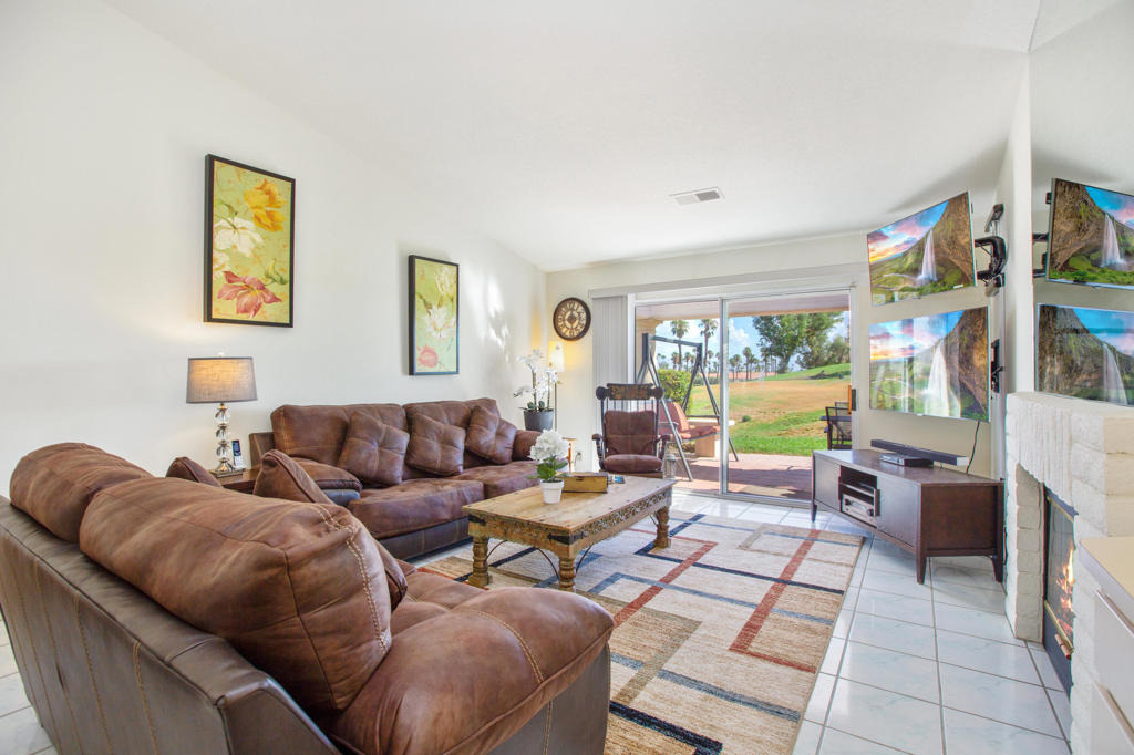 709 Vista Lago Circle N - Photo 4