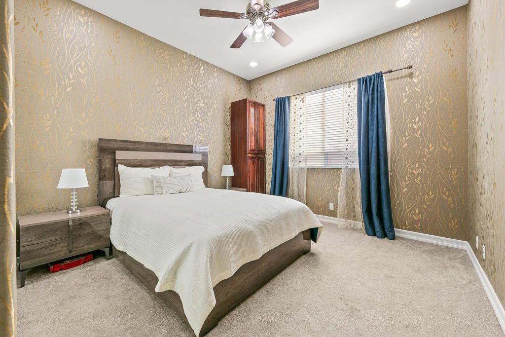46211 Roadrunner Lane - Photo 22