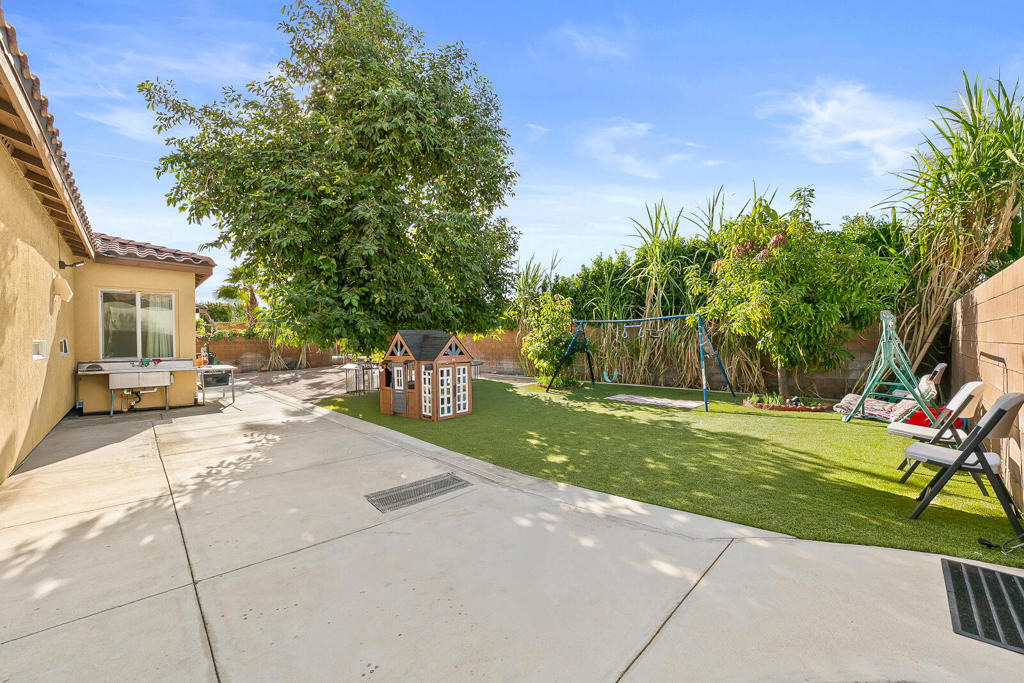 46211 Roadrunner Lane - Photo 31