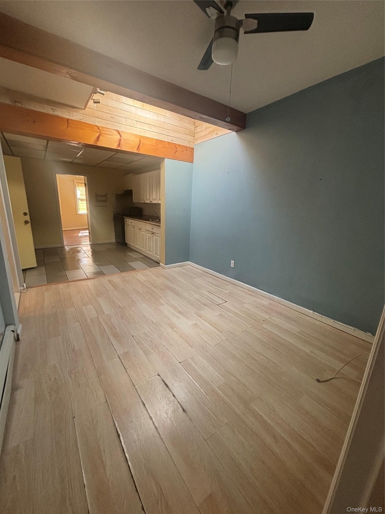 139 New Hyde Park Road - Photo 3