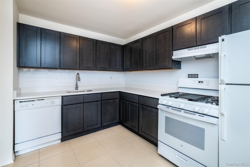 125 Lake Street - Photo 18