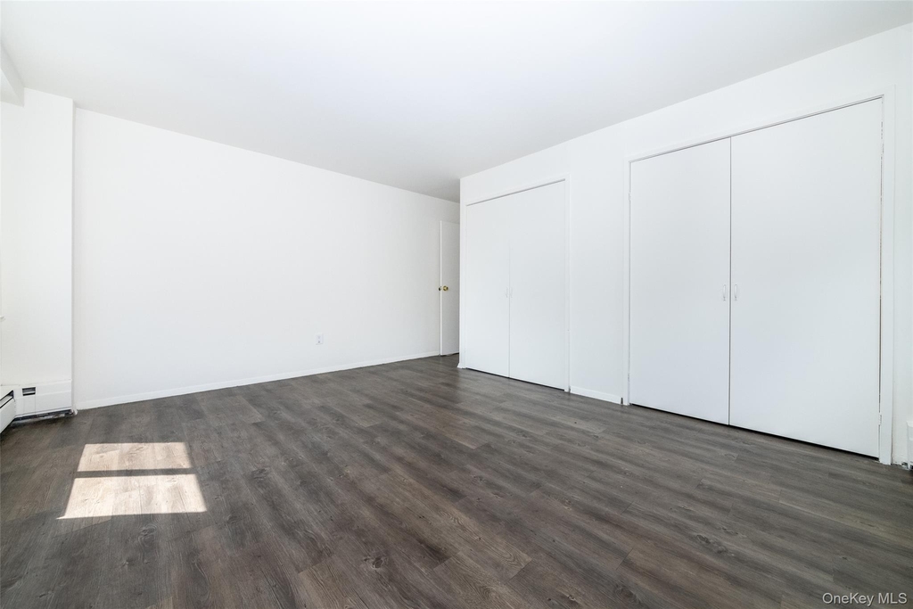 7 Lake Street - Photo 20