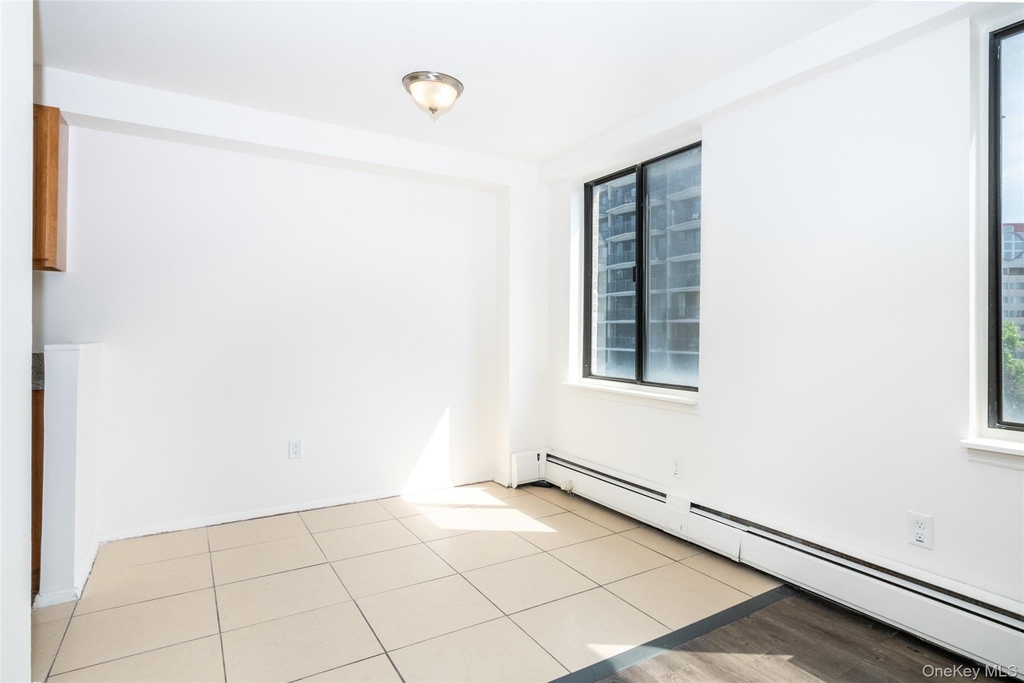 7 Lake Street - Photo 13