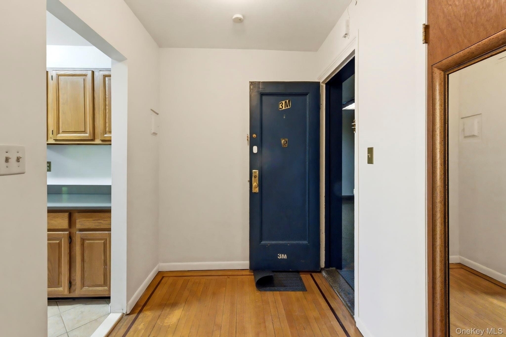 1 Broad Parkway - Photo 9