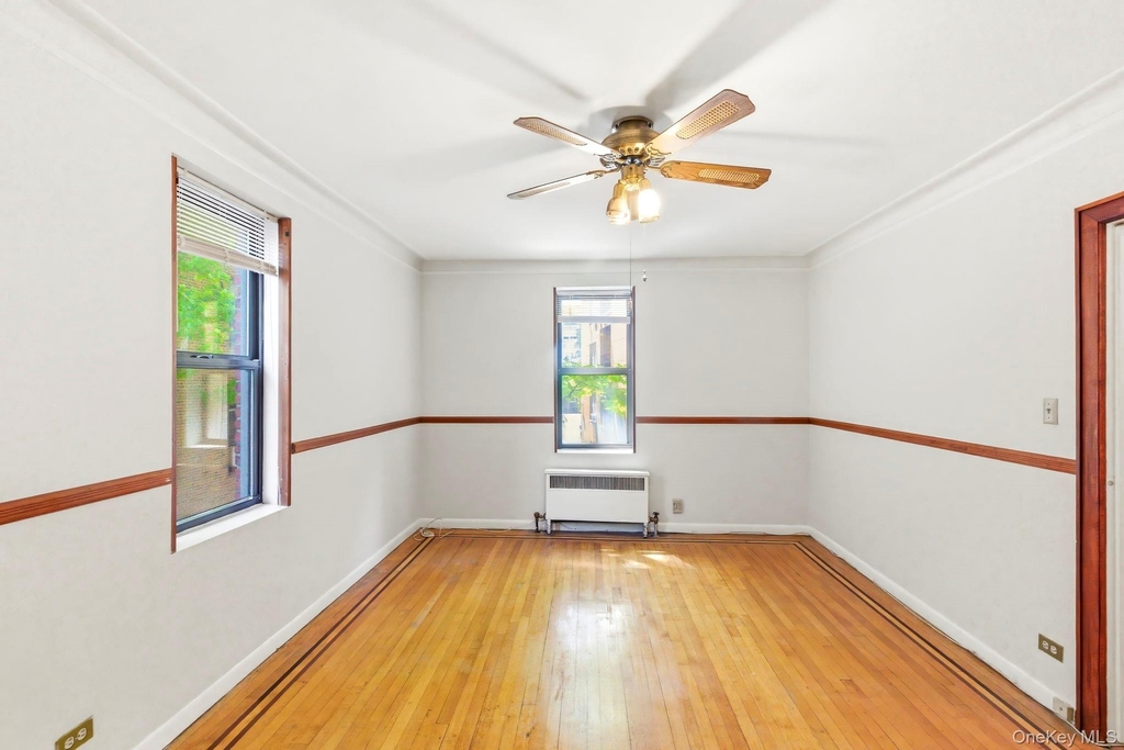 1 Broad Parkway - Photo 4