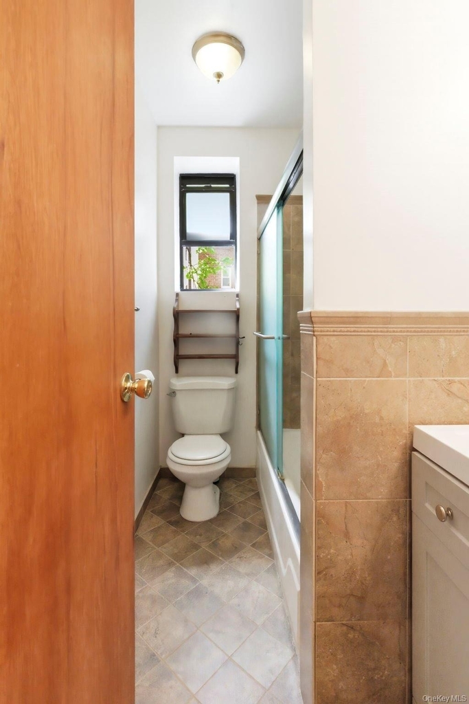 1 Broad Parkway - Photo 6