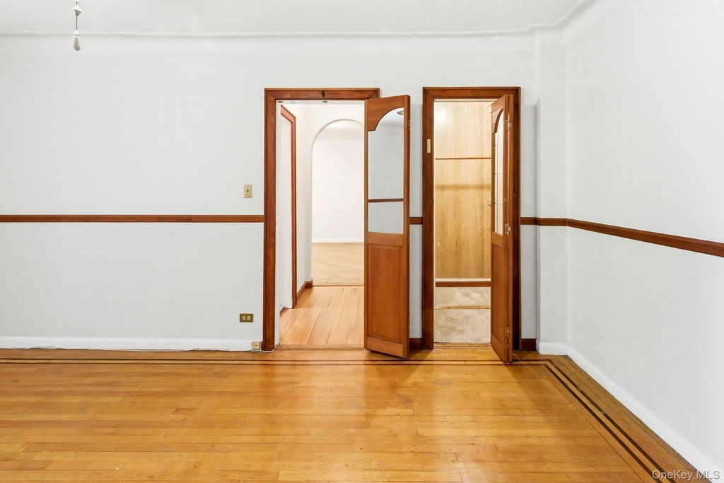 1 Broad Parkway - Photo 7