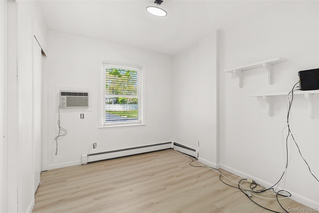 217 Greeley Avenue - Photo 10