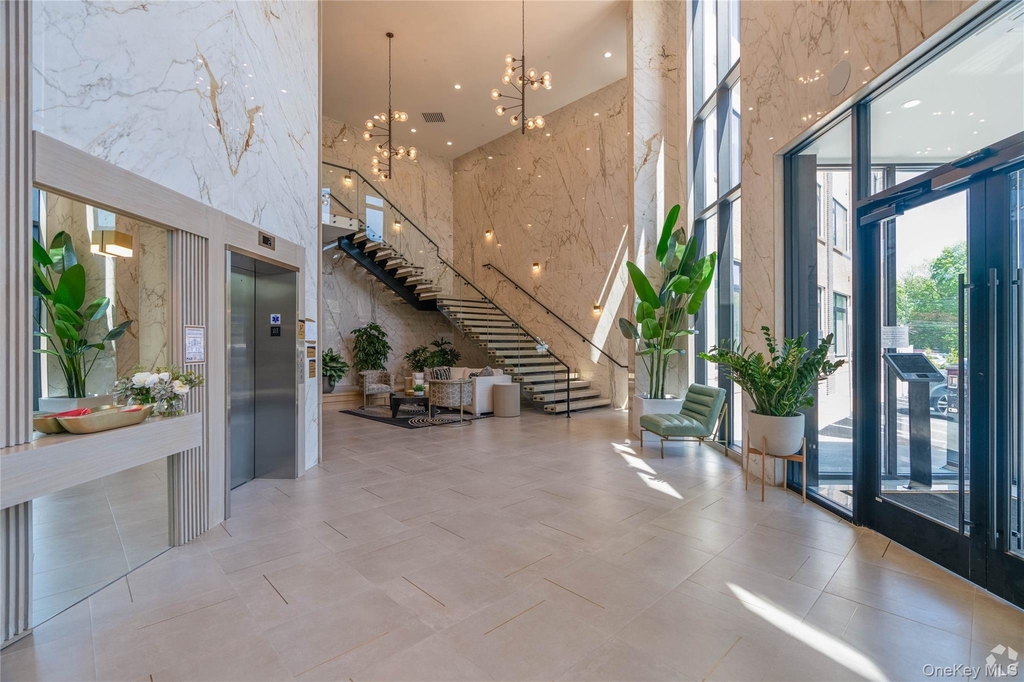 15 Washington Avenue - Photo 3