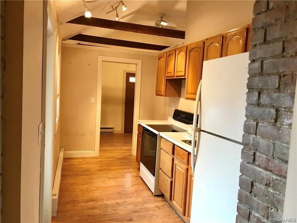 6 Main Street - Photo 2