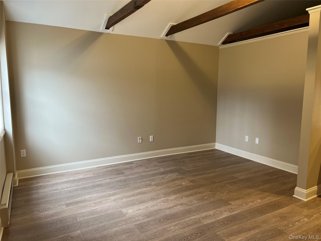 6 Main Street - Photo 17