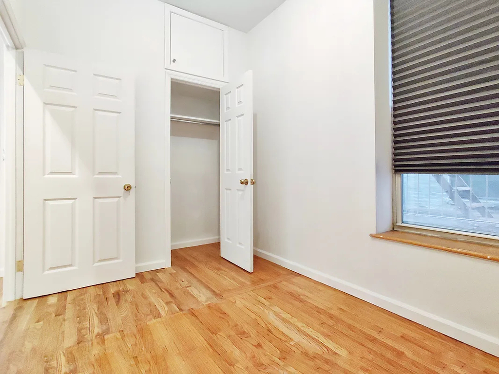 68 East 1st Street - Photo 2