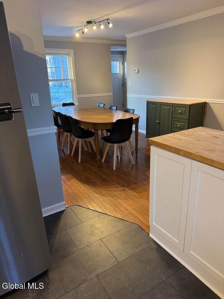 135 Winthrop Avenue - Photo 8