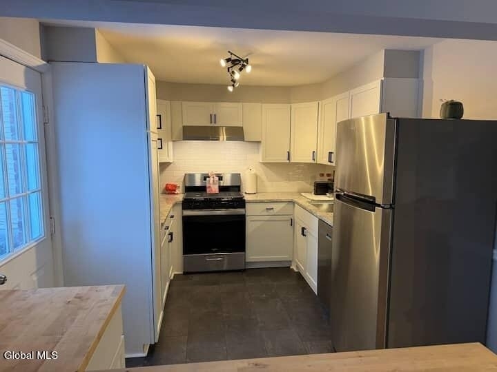 135 Winthrop Avenue - Photo 6