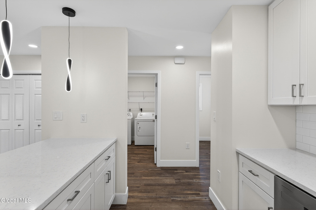 6 Arrow Street - Photo 13