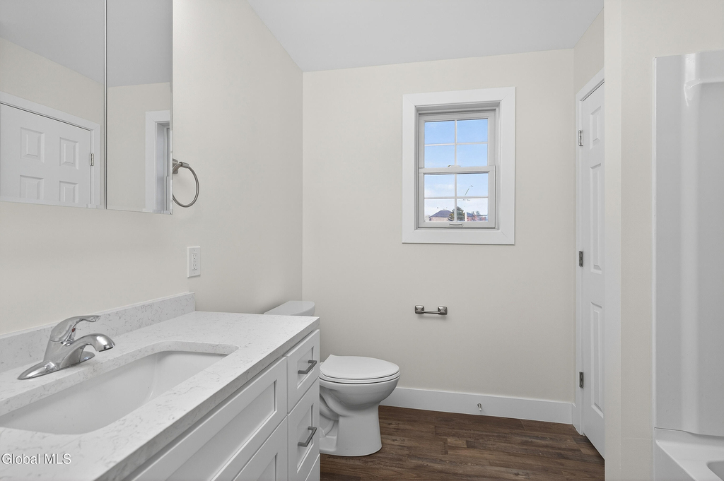 6 Arrow Street - Photo 16