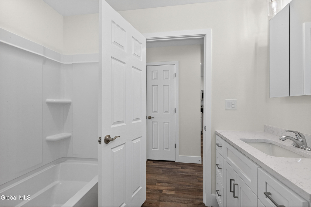 6 Arrow Street - Photo 19