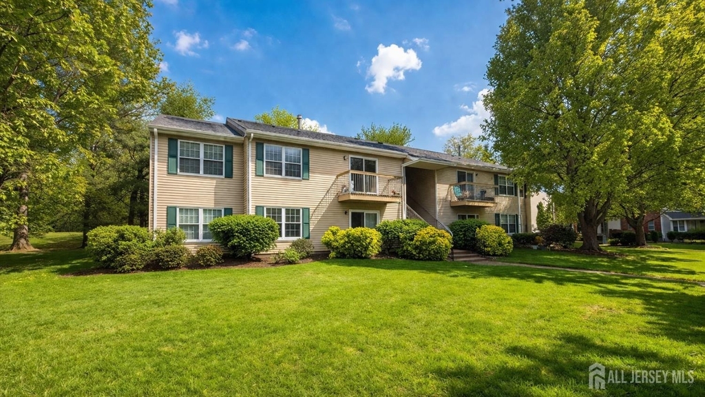 161 Applegate Lane - Photo 0